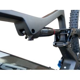 WHISTLE- B-Rush C4.4X Full Carbon Nero/Silver